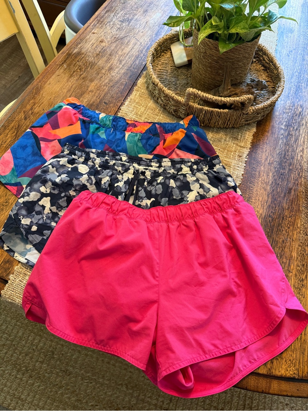 Old Navy Elastic-Waist Pink Active Shorts - Pack of 3